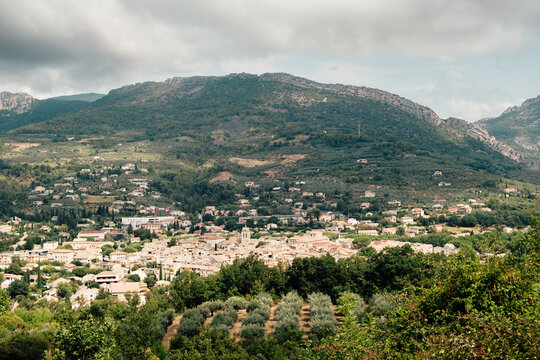 High angle view of Buis-les-Baronnies village from the mountains