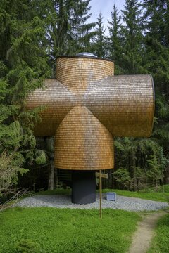 Modern forest house on the Pogusch, Sankt Lorenzen im M&uuml;rztal, Styria, Austria