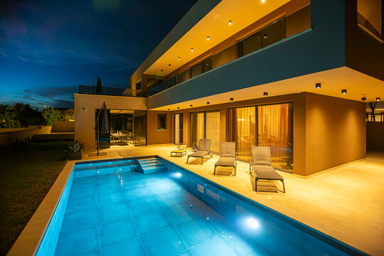 Croatia, Istria, Rovinj, holiday house with garden and pool