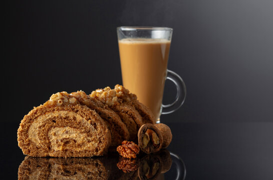 Walnut and buttercream roll: a traditional Oriental pastry.