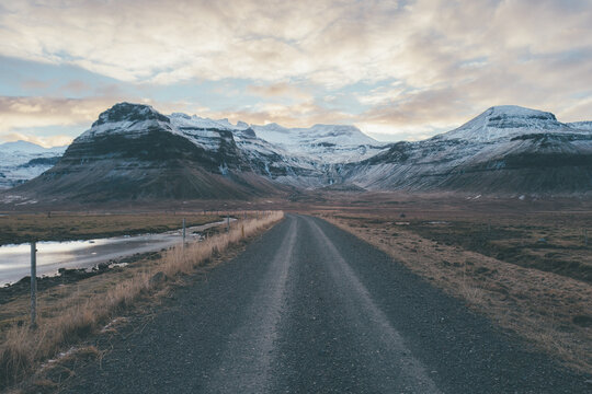 road to the mountains