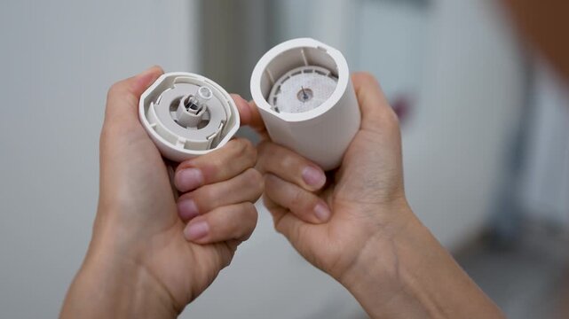 Hands Opening Continuous Glucose Monitor CGM Sensor Applicator
