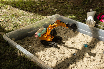 worker with shovel © l.kot.al