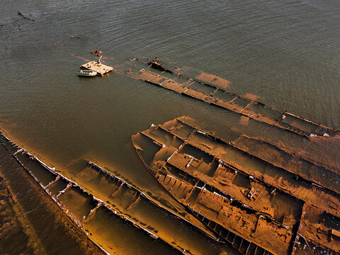 Sunken Ship