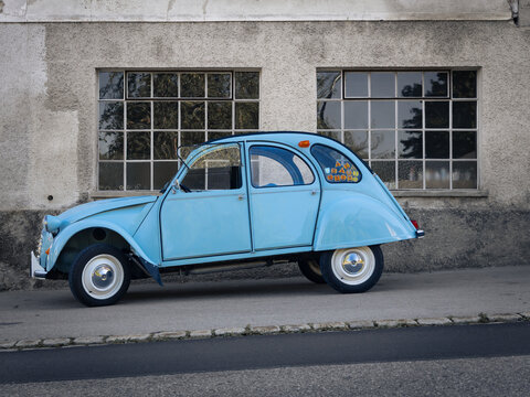 Citro&euml;n 2CV, genannt "Ente" aus 1969