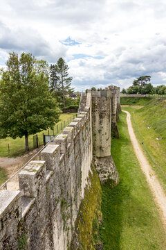 Provins