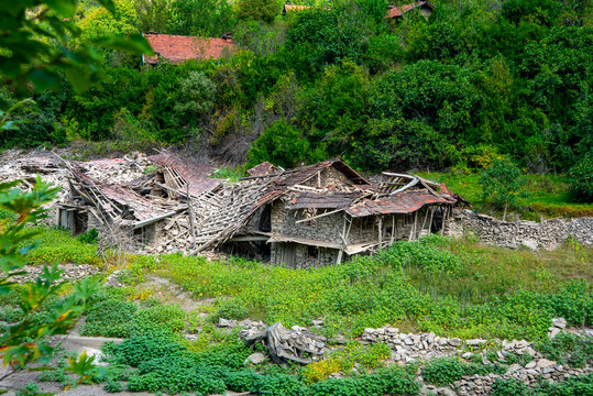 Isparta, Turkey - August 18, 2026: Small Darıb&uuml;k&uuml; village flooded with dam waters despite locals&rsquo; pending legal case. A small village in the southern province of Isparta was flooded by water from a da