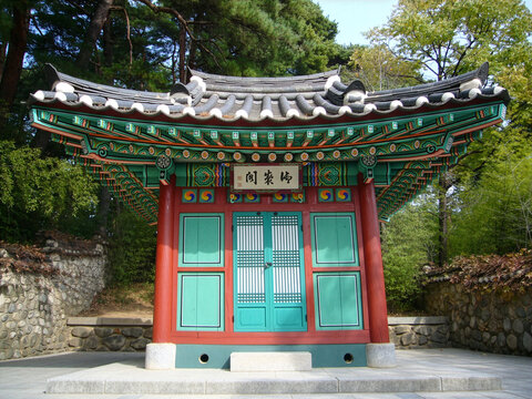 Ornate entrance of a traditional Korean temple building