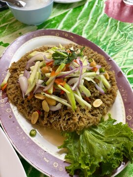 Crispy Catfish Fluff / Yam Pla Duk Foo / ยำปลาดุกฟู