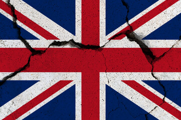 Fototapeta premium Cracked United Kingdom Flag Symbolizing Political Division and the Breakup of the UK
