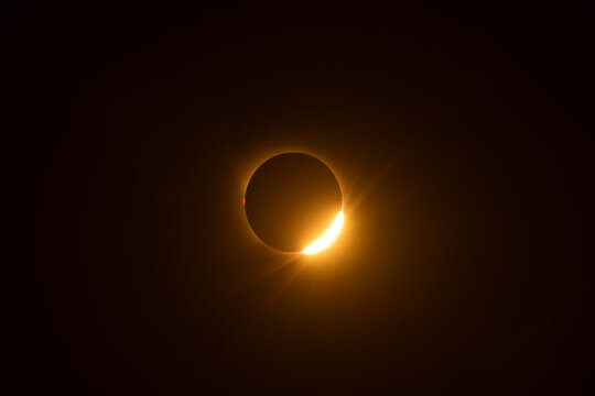 Eclipse de sol en Espa&ntilde;a el 12-08-2026