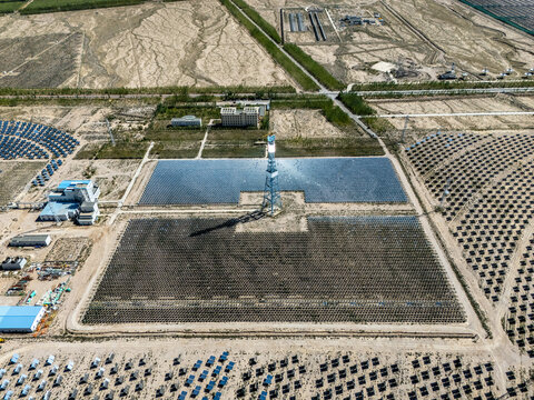Aerial view of large molten salt tower solar thermal power station