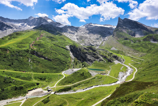Green Alpine summer view at the famous Hintertux glacier, Tux, Schwaz, Zell am Ziller, Tyrol, Austria
