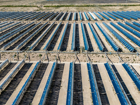 CSP solar thermal power plant parabolic trough collector array