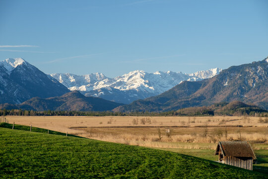 Blick &uuml;ber das Murnauer Moos zum Wettersteingebirge