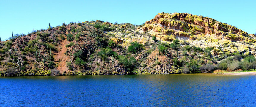 Late Winter at Saguaro lake in Arizona