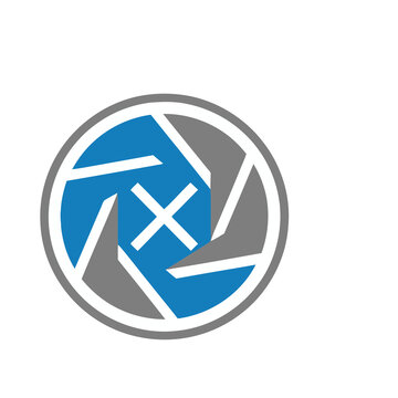 Camera aperture logo with crosshair