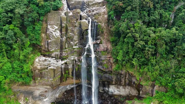 Drone Reveal of Aberdeen Falls and Lush Forest in Sri Lanka