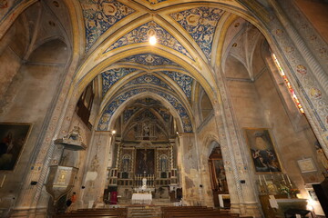 Naklejka premium Eglise Saint Michel, église de style gothique méridional, village de Cordes sur Ciel, département du Tarn, France
