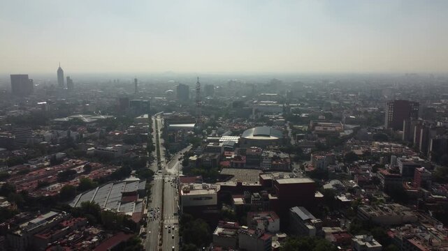 Avenida Insurgentes in Mexico City