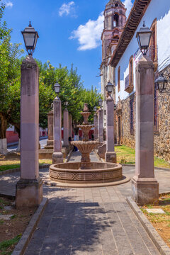 Templo de San Juan de Dios en Patzcuaro, Michoacan, Mexico. Foto por la tarde el dia 26 de Abril 2026