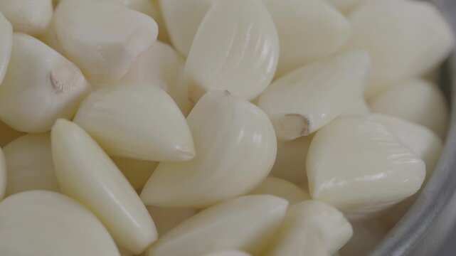 Garlic Peeled Garlic Food Ingredient Vegetable Washing Water Bubble Korea 마늘 깐마늘 식재료 야채 채소 세척 물 기포 방울 조리 요리 한식 한국음식
