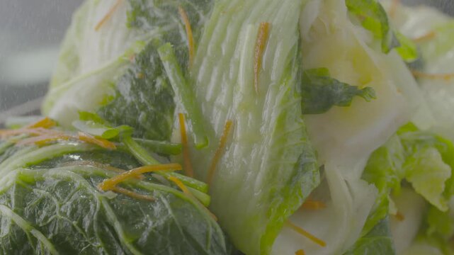 김장 김치 백김치 전통 한식 배추 절임배추 양념 소 김장철 발효식품 발효 전통음식 한국음식 식재료 반찬 유네스코인류무형문화유산 김장문화 손맛 정성 가정식 항아리 옹기