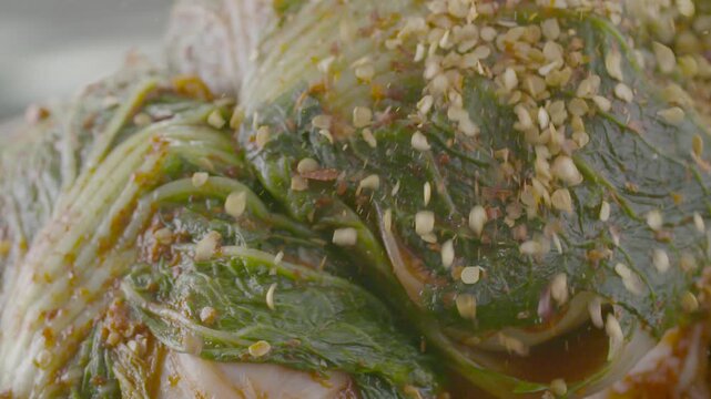 김장 배추김치 김치 양념 버무리기 포기김치 절임배추 김장양념 김장철 속버무리기 한식 한국음식 전통음식 가정식 반찬 식재료 유네스코인류무형문화유산 김장문화
