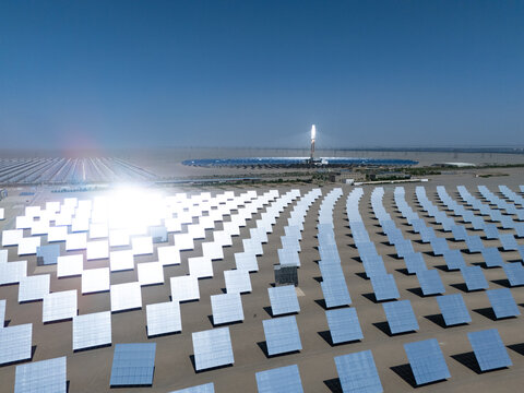 molten salt tower thermal power station solar panel array