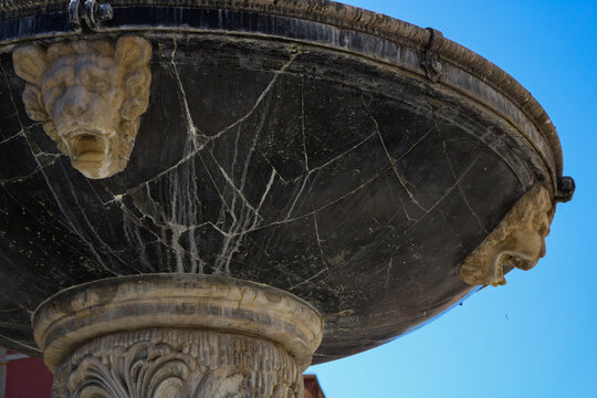 ow Angle View of Neptune Fountain Stone Bowl with Lion Heads in Gdansk