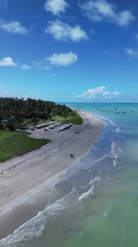 Praia de Antunes em Maragogi, destino paradis&iacute;aco conhecido como Caribe Brasileiro por seu mar azul, calmo e cristalino em Alagoas