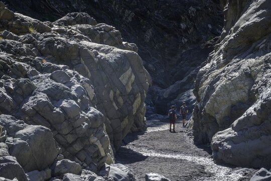 The hiking trail leads through the Barranco de las Angustias, Caldera de Taburiente, El Paso, La Palma, Spain