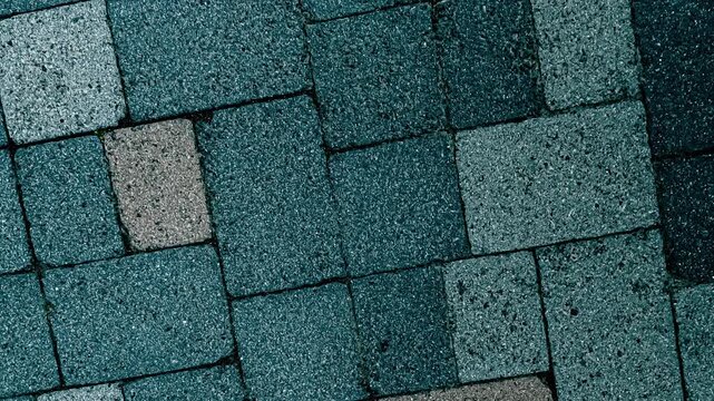Textured asphalt roofing shingles pattern