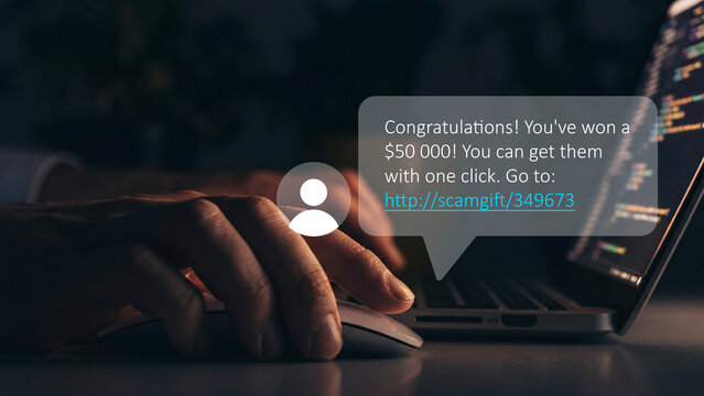 Scam message claiming a cash prize sent to user on computer