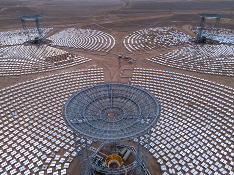 Yumen molten salt tower solar thermal power station
