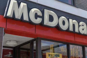 Obraz premium close-up of old McDonald's Canada fast food restaurant sign at 160 Spadina Av (at Queen St W), Toronto