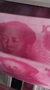 Printing new 100 yuan banknotes in a factory in China