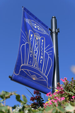 pole-mounted welcome banner for The Eglinton Way (Oriole Parkway and Chaplin Crescent), Toronto