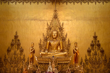 Obraz premium golden buddha statue