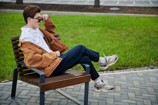 Relaxed Urban Fashion