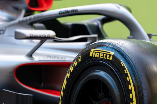 NEW YORK, USA &ndash; SEPTEMBER 16, 2026: a Formula One car close-up showing a Pirelli racing tire and aerodynamic bodywork on an open-wheel race car.