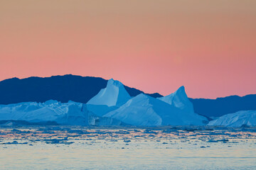 Eisberge Grönland bei Sonnenaufgang © Gerhard Sievert