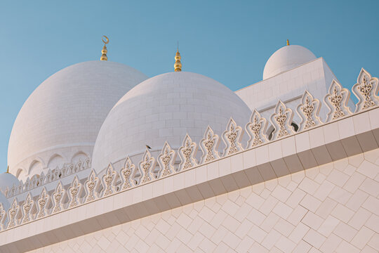 The Sheikh Zayed Grand Mosque in Abu Dhabi
