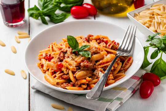 Malloreddus al rag&ugrave; di manzo, Pasta Sarda, Cucina Italiana 