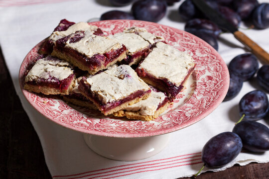 Plum Pie with Nut Shortcrust Pastry and Meringue