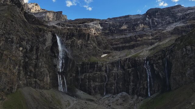 Cirque de Gavarnie, Picturesque Mountain Fromation in the French Pyrenees
