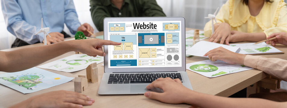 Website design software provide brisk template for online retail business and e-commerce