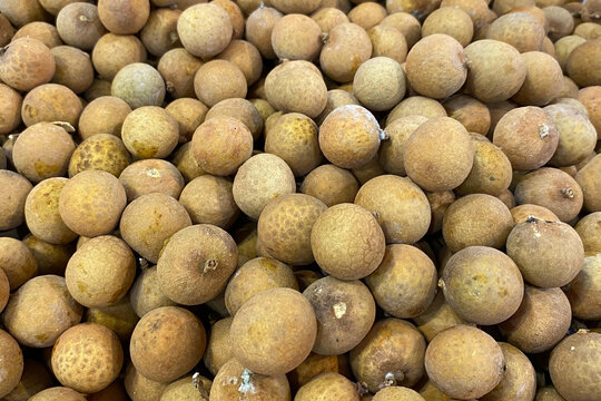 Fresh longan fruit background photography