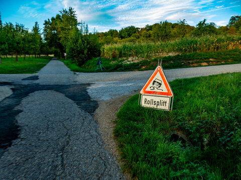 Strassensch&auml;den und Rollsplitt