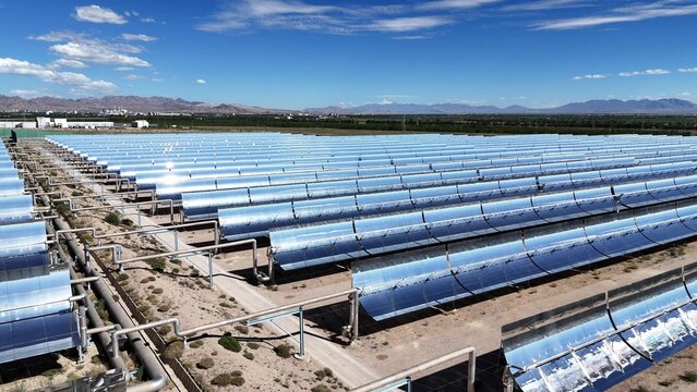 CSP solar thermal power plant parabolic trough reflectors